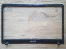 Рамка Samsung NP300E5C №1